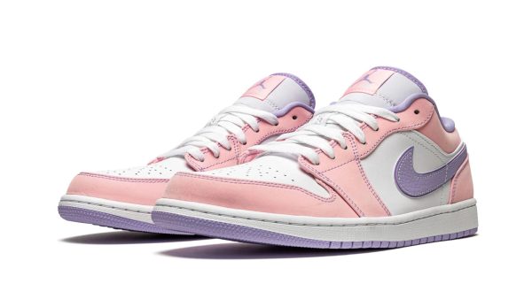 Air Jordan 1 Low SE "Arctic Punch" - Image 2