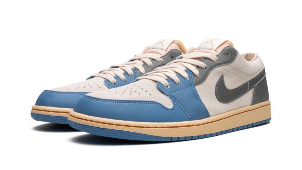 Air Jordan 1 Low SE "Tokyo 96" - Image 2