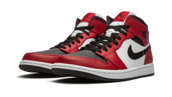 Air Jordan 1 Mid "Chicago Black Toe" - Image 2