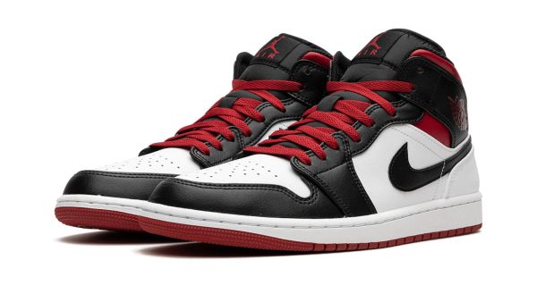 Air Jordan 1 Mid "Gym Red Black Toe" - Image 2
