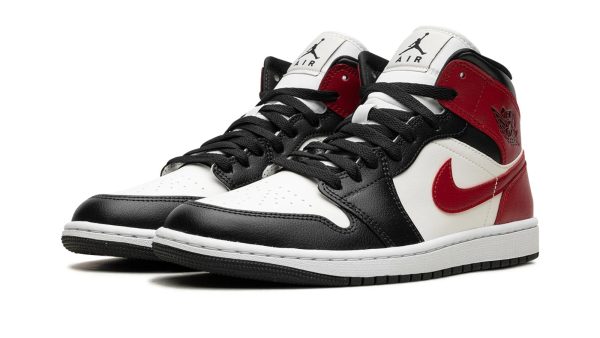 AIR JORDAN 1 MID WMNS "Black Toe" - Image 2