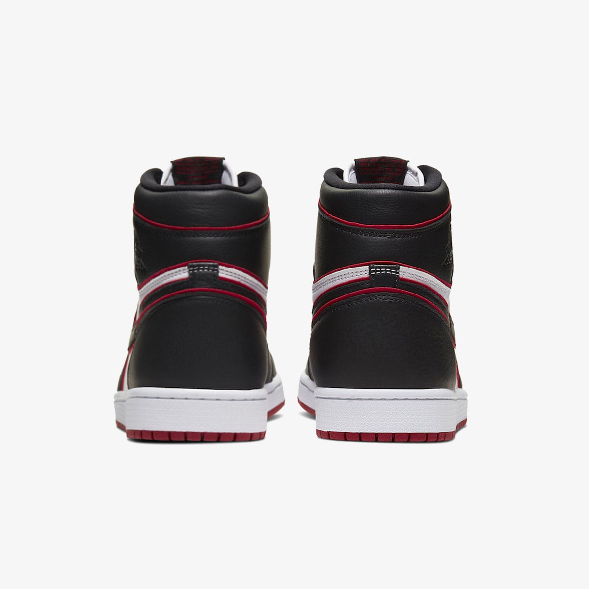 Air Jordan 1 Retro High OG 'Bloodline' - Image 5