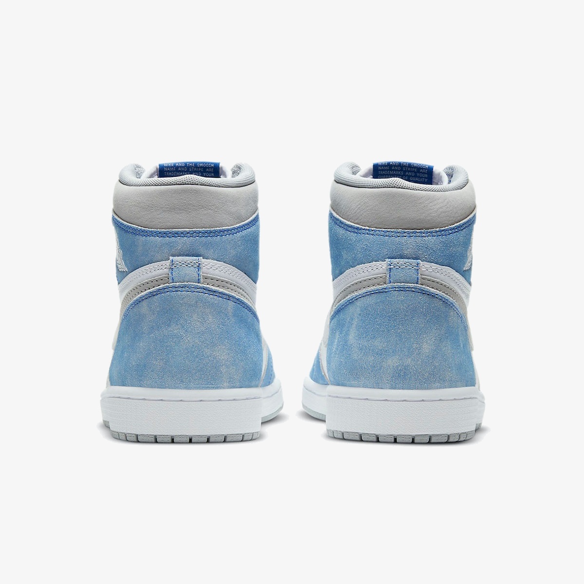 Air Jordan 1 Retro High OG 'Hyper Royal' - Image 5