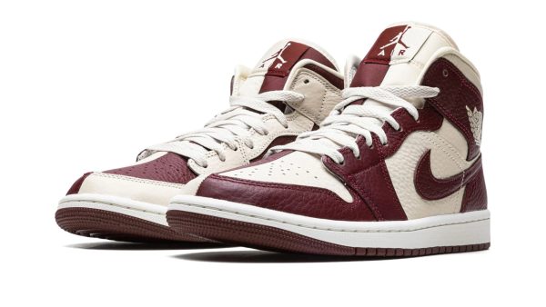 AIR JORDAN 1 WMNS "Split Cherrywood Red" - Image 2