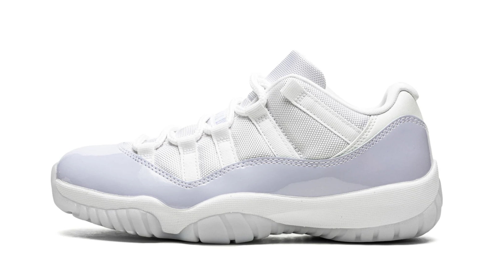 AIR JORDAN 11 LO WMNS "Pure Violet" - Image 4