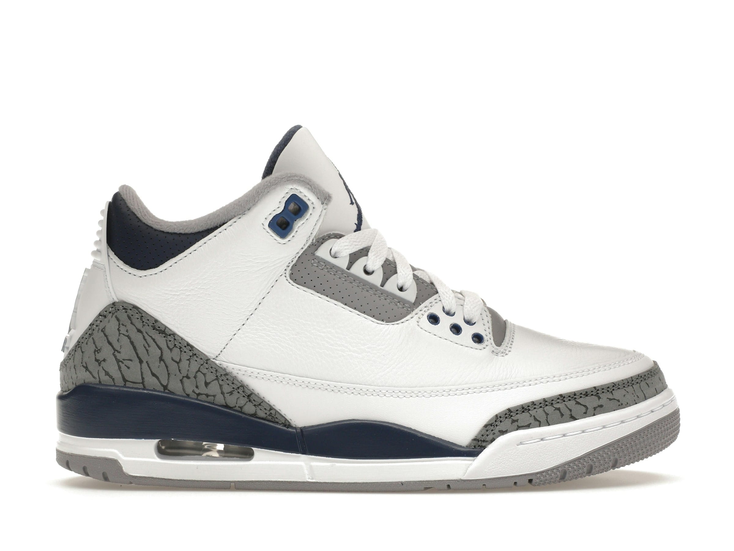 Air Jordan 3 Retro Midnight Navy Sneakers - CT8532-140 - Image 2