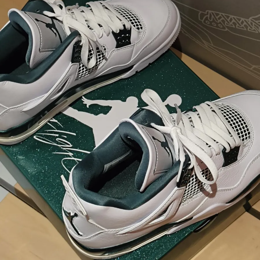 Air Jordan 4 Retro 'Oxidized Green' Sneaker Style FQ8138-103 - Image 3