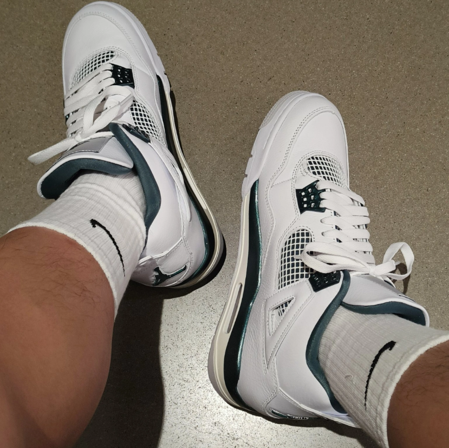 Air Jordan 4 Retro 'Oxidized Green' Sneaker Style FQ8138-103 - Image 2