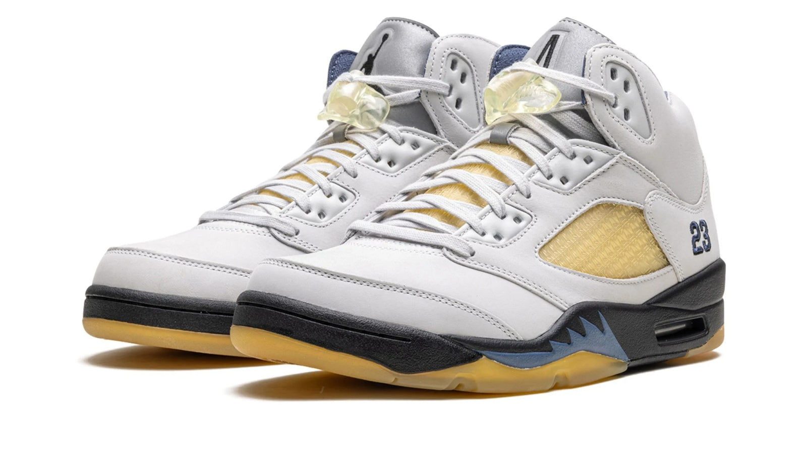 AIR JORDAN 5 WMNS "A Ma Maniere - Diffused Blue"