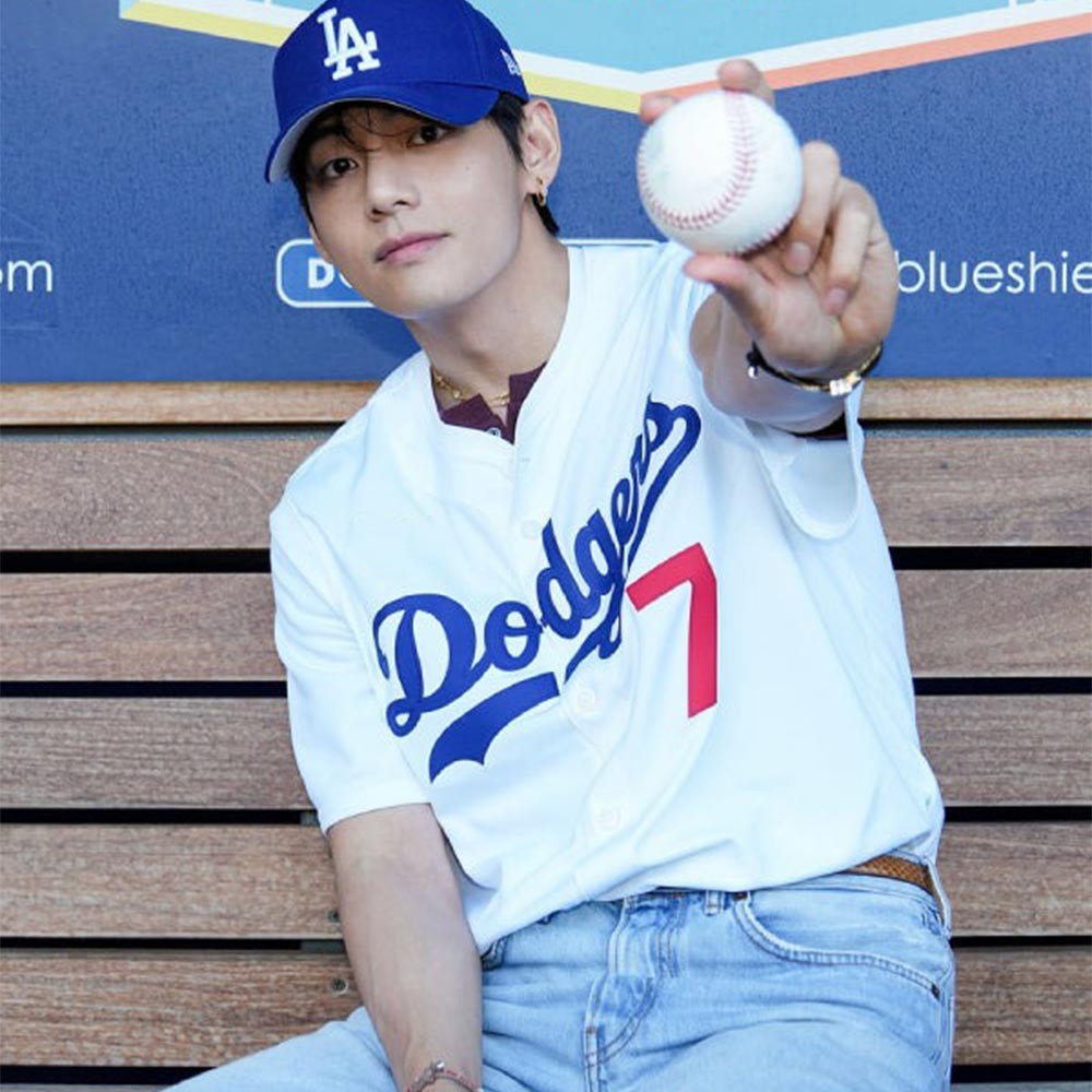 BTS Merch 2026 Arirang Baseball Jersey Taehyung V Dodgers Jersey Gifts For Fans - Image 2