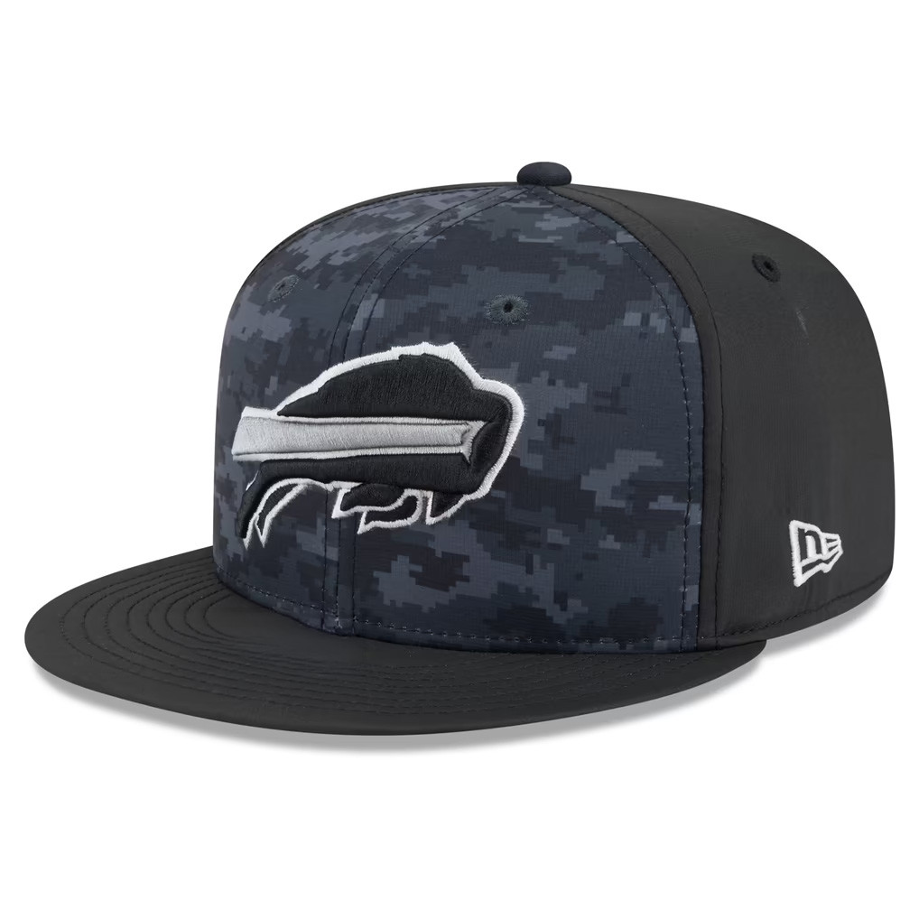 Buffalo Bills 2026 Salute To Service Collection NFL Merch Buffalo Bills New Era Snapback Hat - Image 2