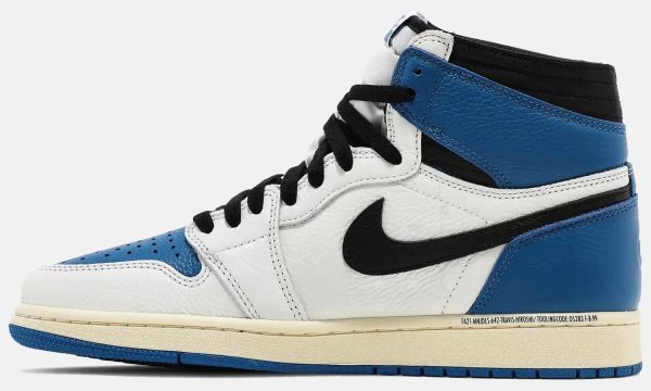 Fragment x Travis Scott Jordan 1 Retro High - Image 2