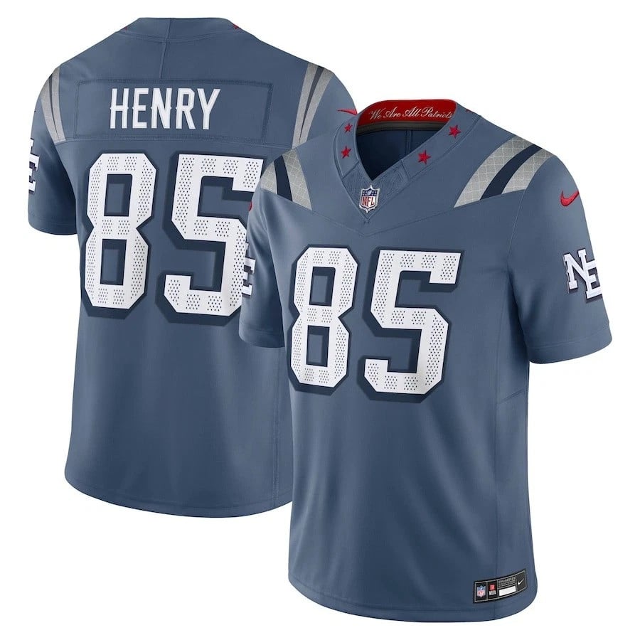 Hunter Henry New England Patriots 2025 Rivalries Game Player - Gray