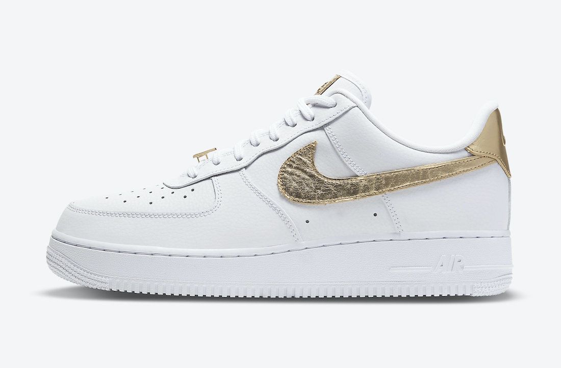Men's Air Force 1 Low Releasing Gold Foil Swooshes Shoes