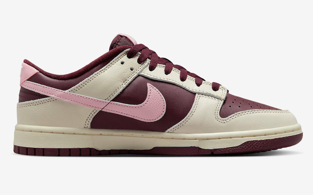 Men's Dunk Low Valentineâ€â„¢s Day Shoes - Image 2