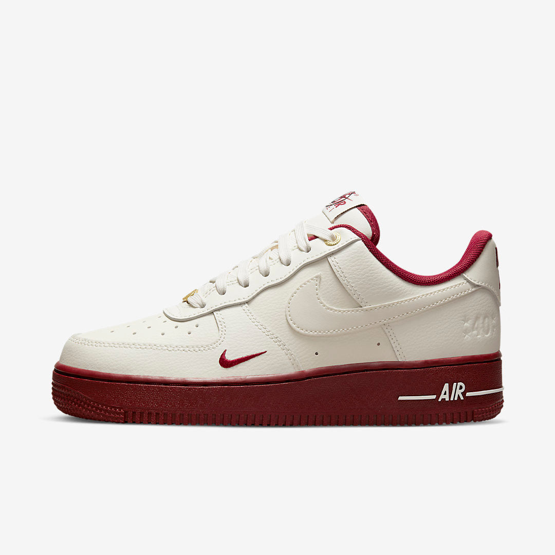 Men's Nike Air Force 1 Low 'Sail Metallic Gold' Shoes