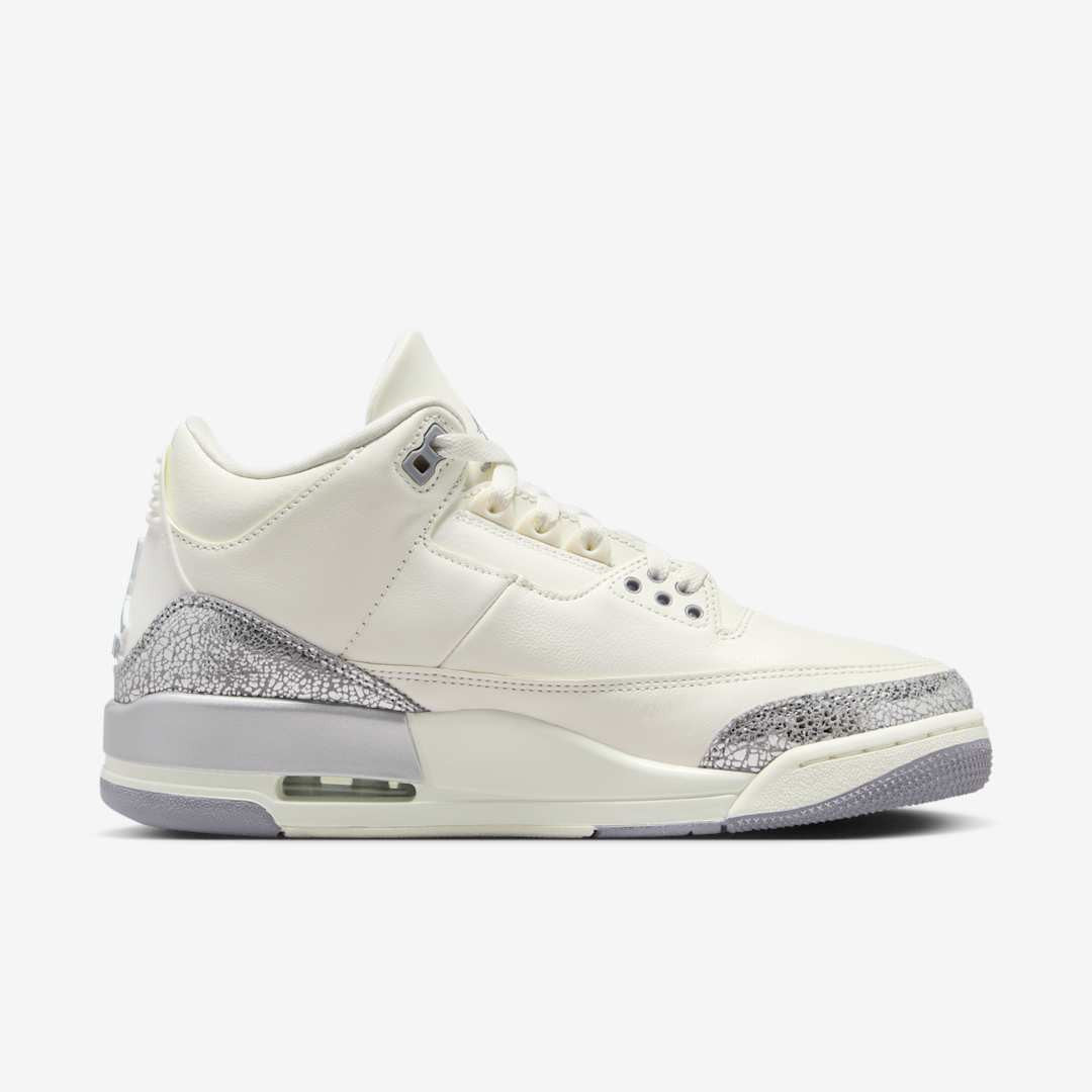 Men's Nike Air Jordan 3 Sail Metallic Silver Shoes - Image 2