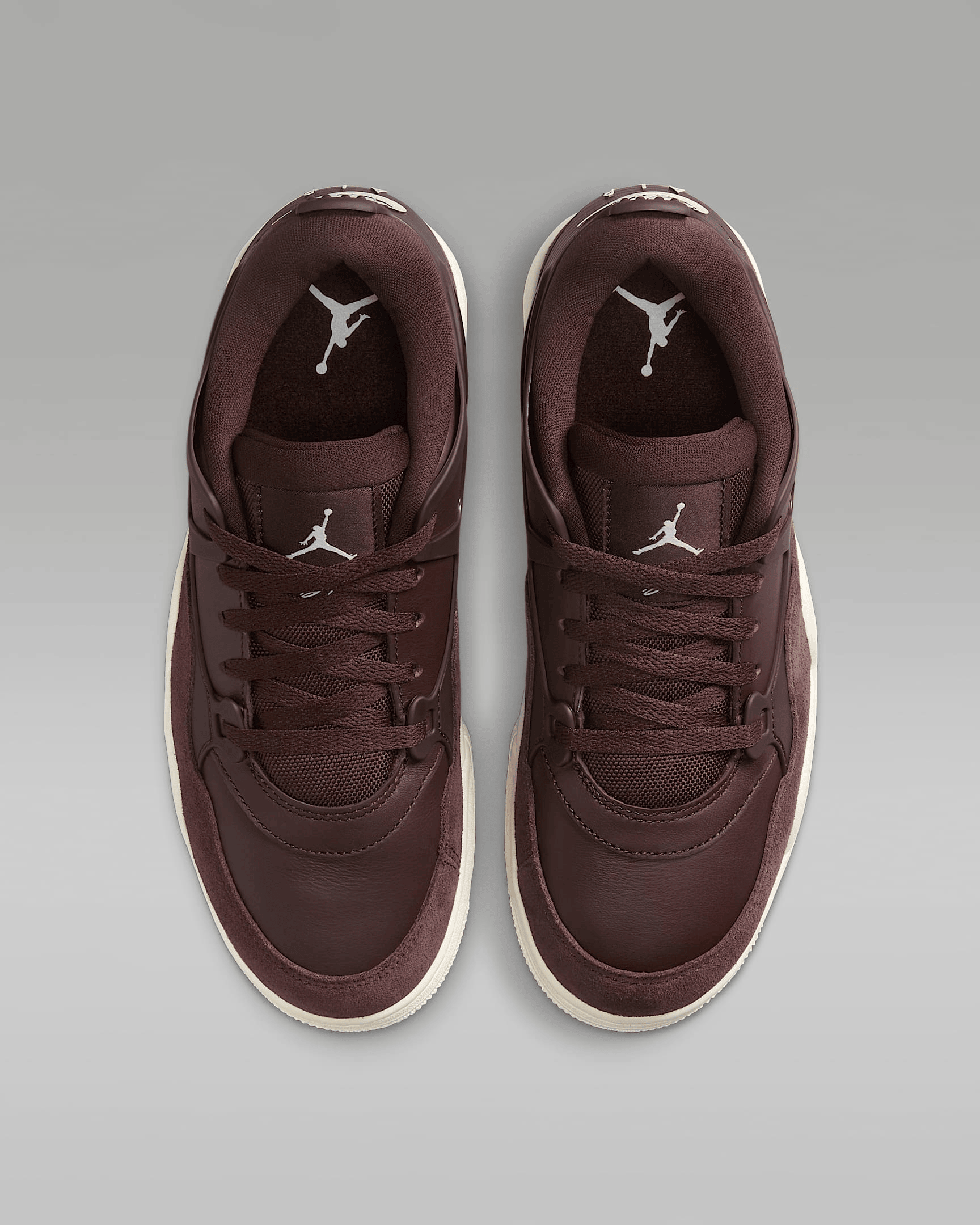 Men's Nike Air Jordan 4 Earth Shoes - Image 3