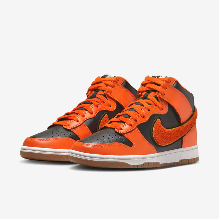 Men's Nike Dunk High Safety Orange Shoes - Image 3