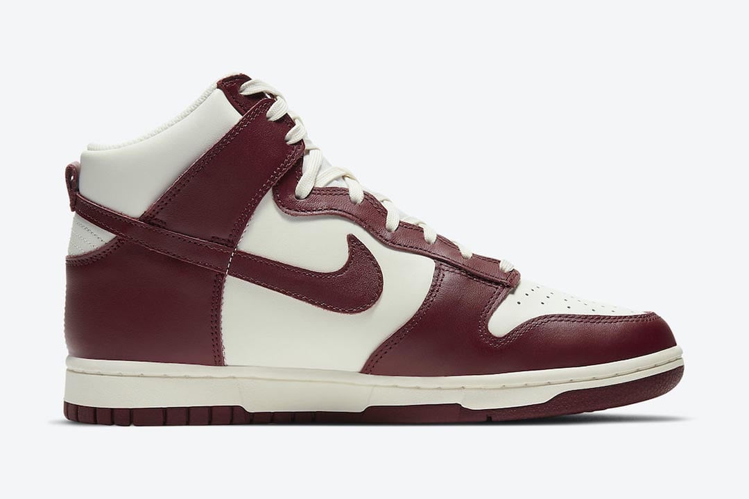 Men's Nike Dunk High Team Red Shoes - Image 2