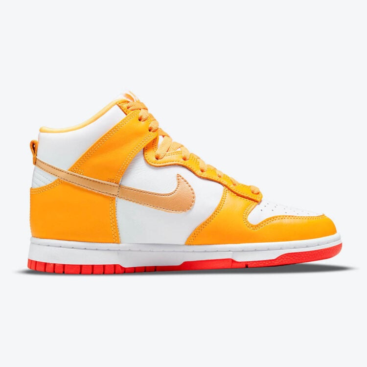 Men's Nike Dunk High University Gold Shoes - Image 2