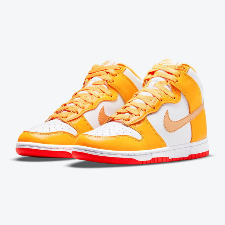 Men's Nike Dunk High University Gold Shoes - Image 3
