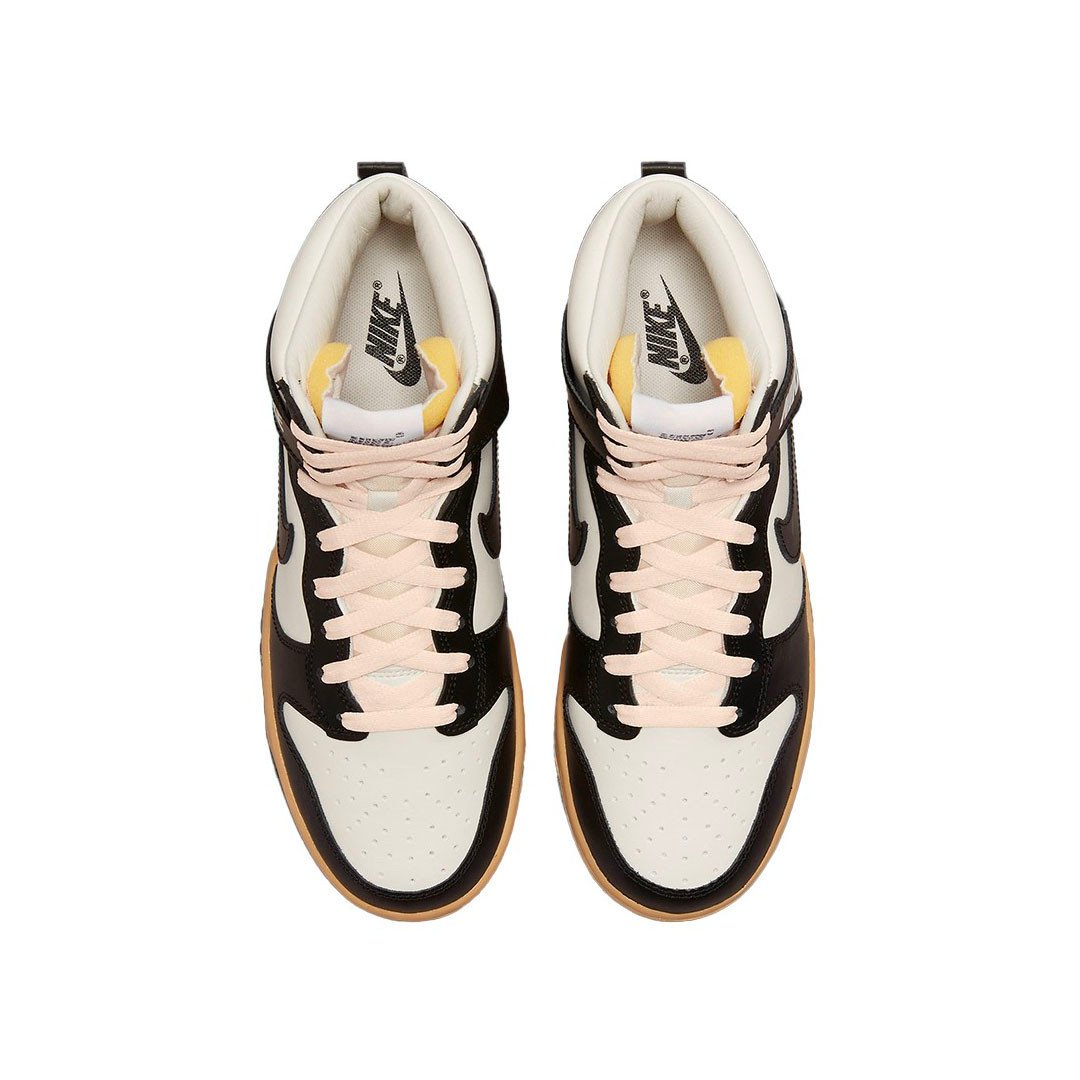 Men's Nike Dunk High Vintage Panda Shoes - Image 4