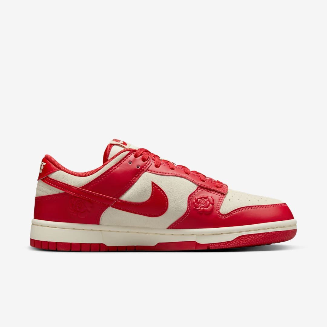 Men's Nike Dunk Low 'Red Roses' Shoes - Image 2