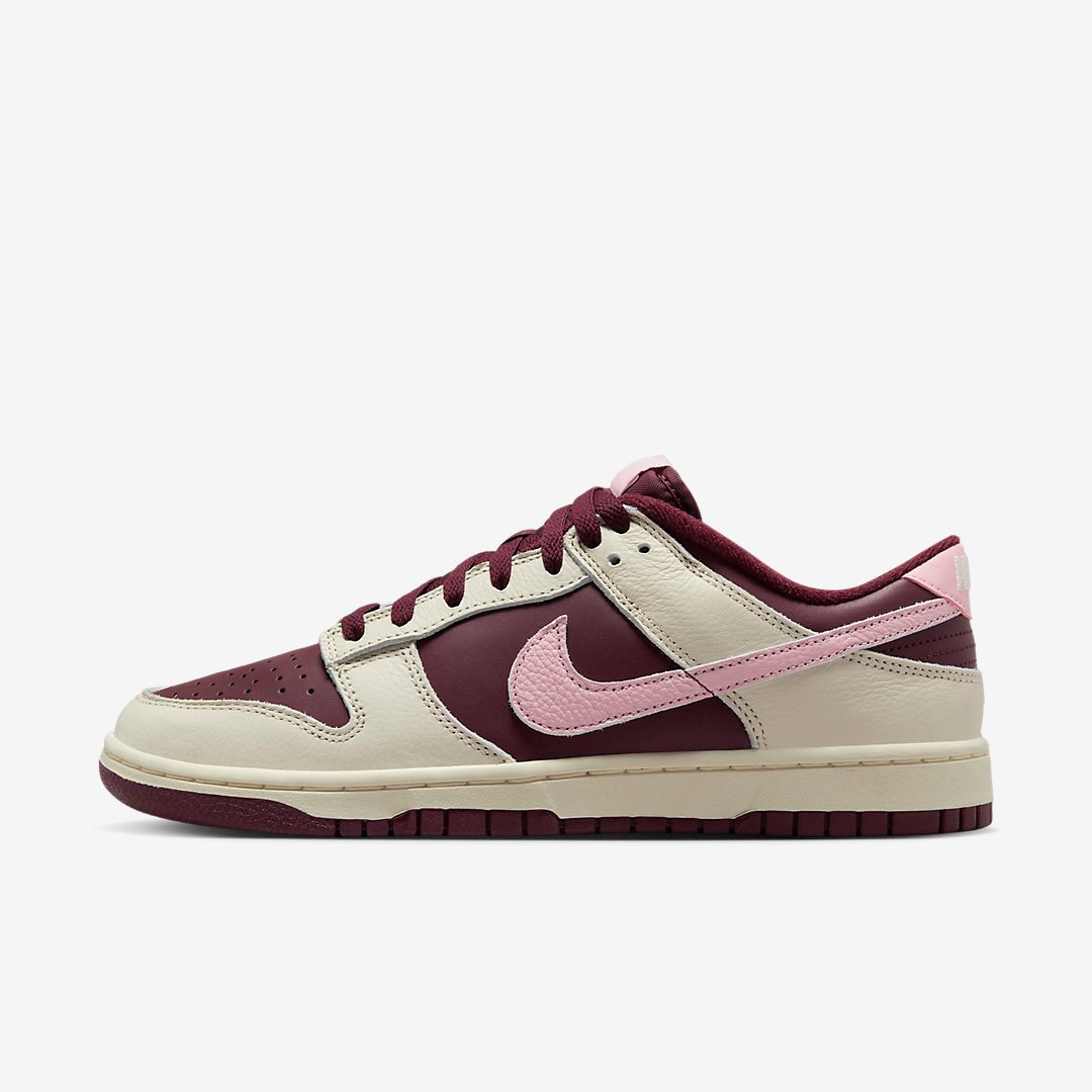 Men's Nike Dunk Low 'ValentineÃ¢â‚¬â„¢s Day' Shoes