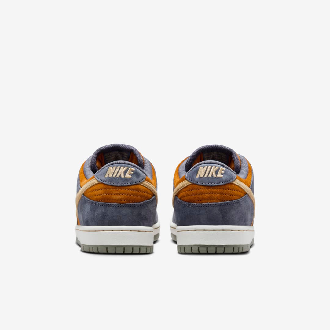 Men's Nike SB Dunk Low 'Light Carbon' Shoes - Image 5