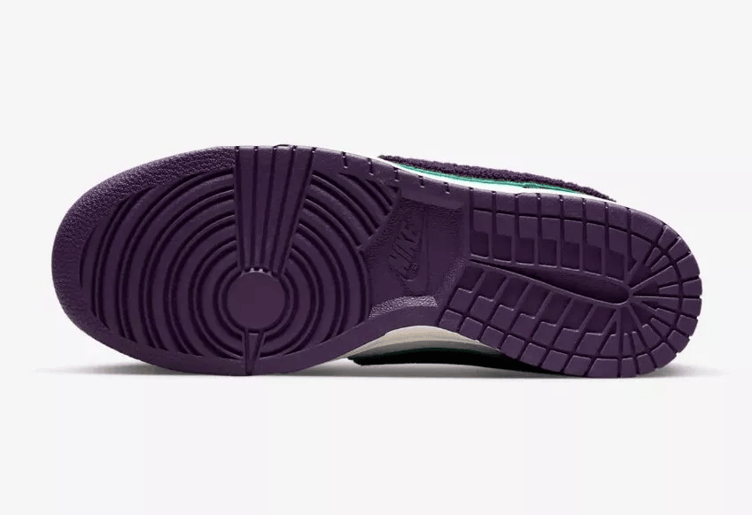 Men's Nike SB Dunk Low Swooshes Black Purple Shoes - Image 6