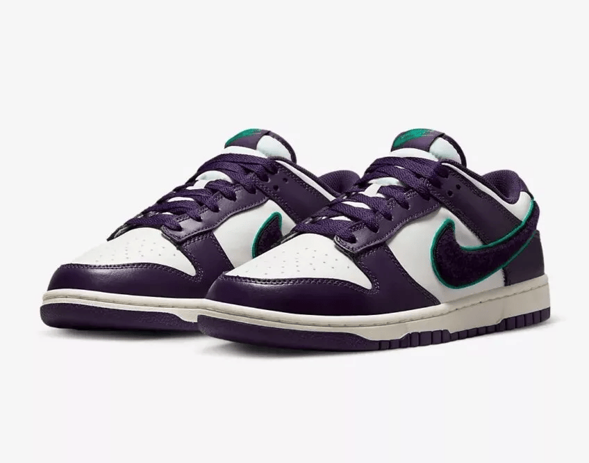 Men's Nike SB Dunk Low Swooshes Black Purple Shoes - Image 4