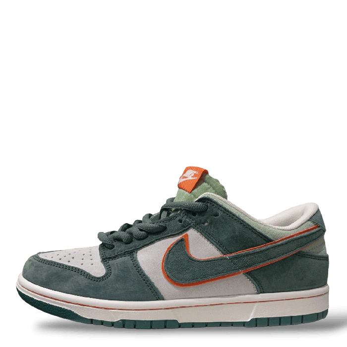 Men's Nike SB Dunk Low x Otomo Katsuhir Steamboy Boy OST Shoes