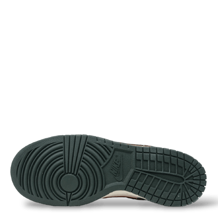 Men's Nike SB Dunk Low x Otomo Katsuhir Steamboy Boy OST Shoes - Image 6