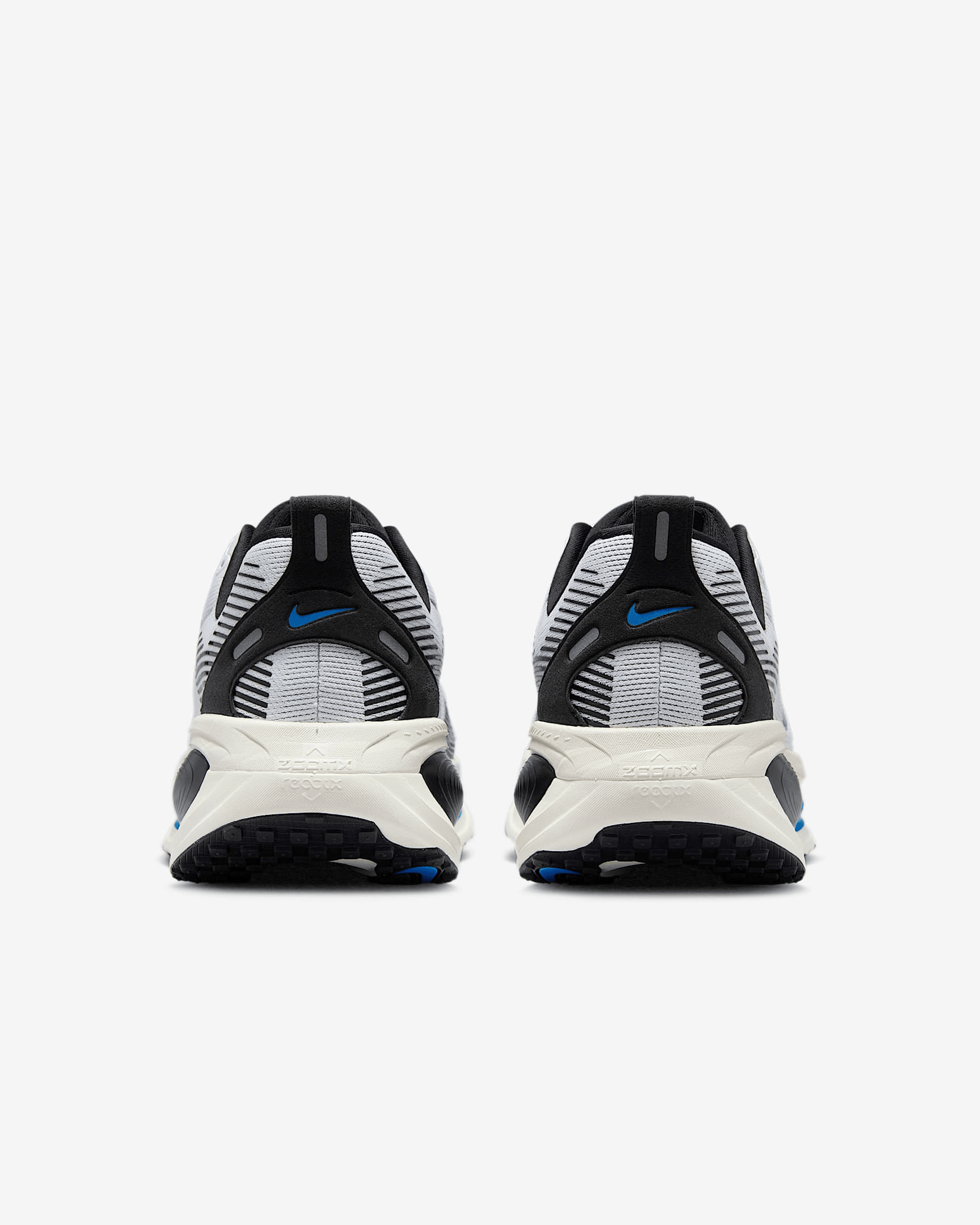 Men's Nike Vomero 18 White Black Shoes - Image 5