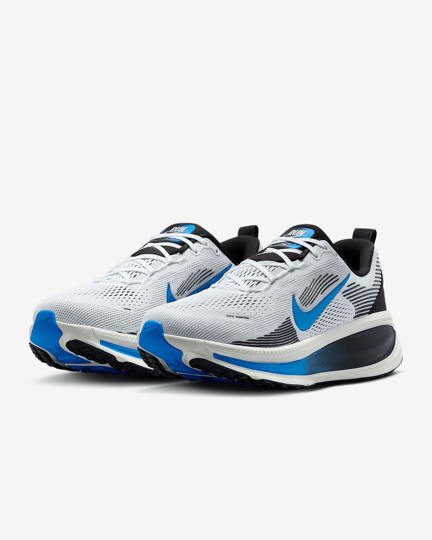 Men's Nike Vomero 18 White Black Shoes - Image 4