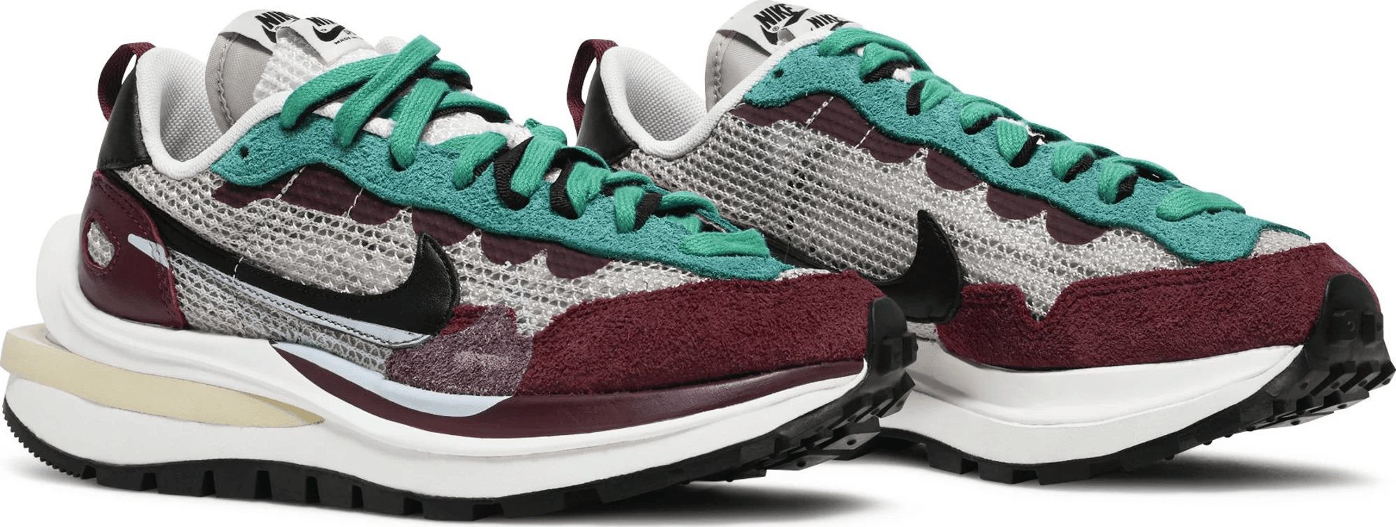 Men's Sacai x VaporWaffle Villain Red Shoes - Image 3