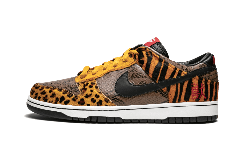 Men's SB Dunk Low Beast Pack Shoes