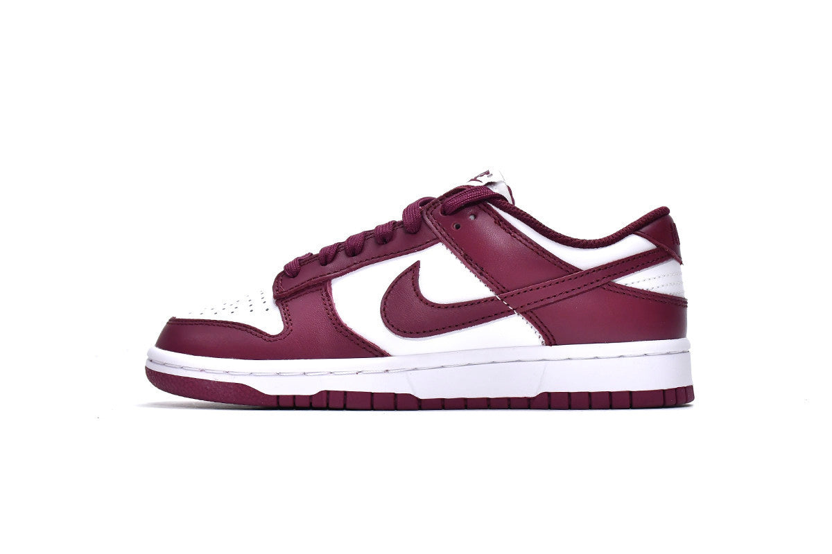 Men's SB Dunk Low Bordeaux Shoes