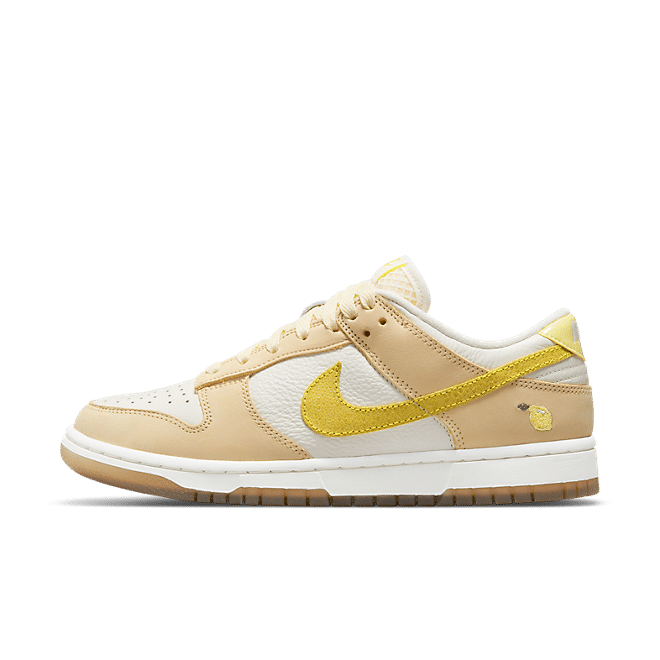 Men's SB Dunk Low Lemon Drop Shoes