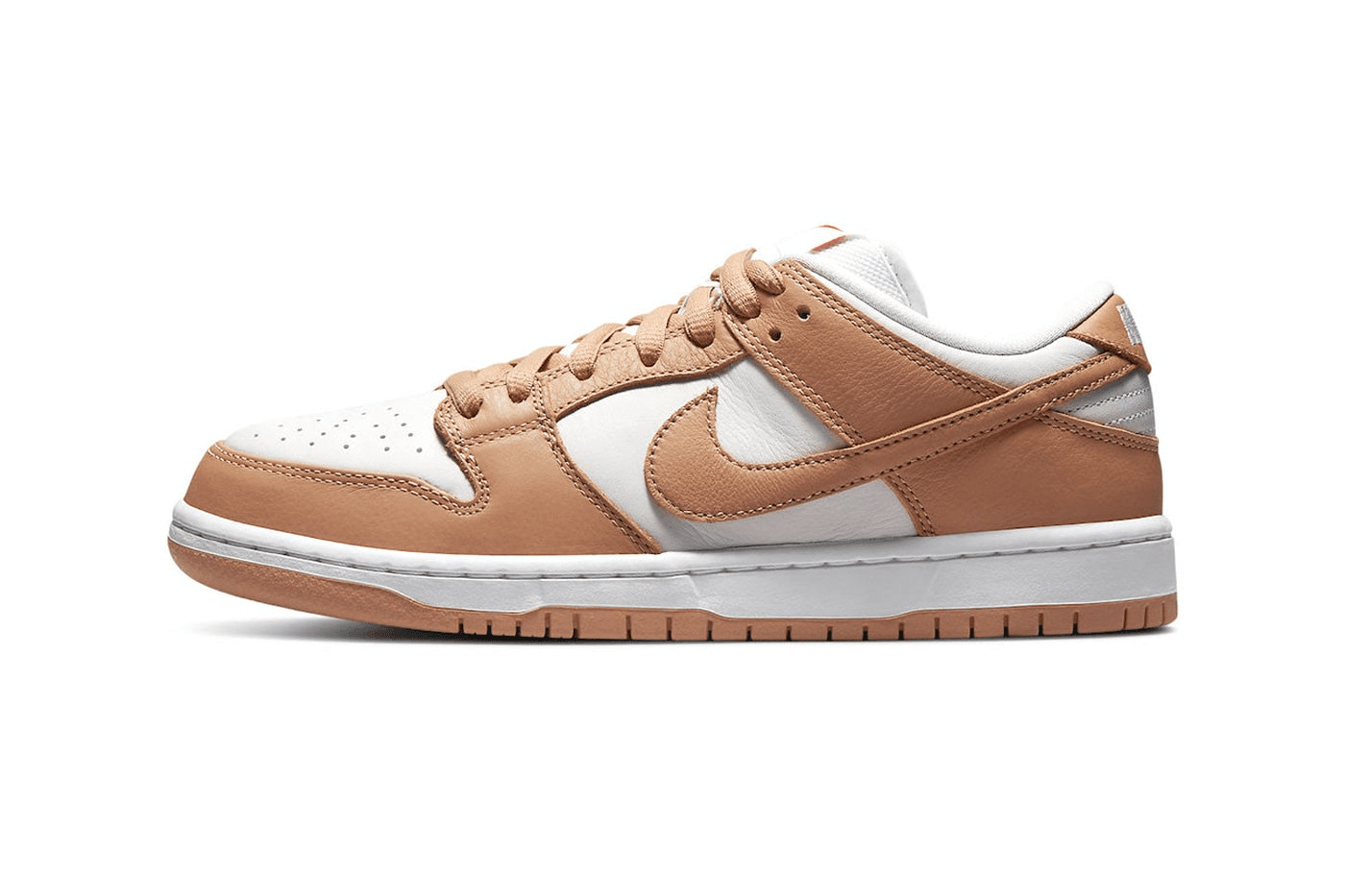 Men's SB Dunk Low Light Cognac Shoes