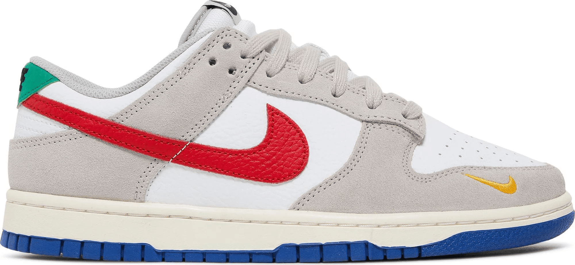 Men's SB Dunk Low Light Iron Ore Shoes - Image 2