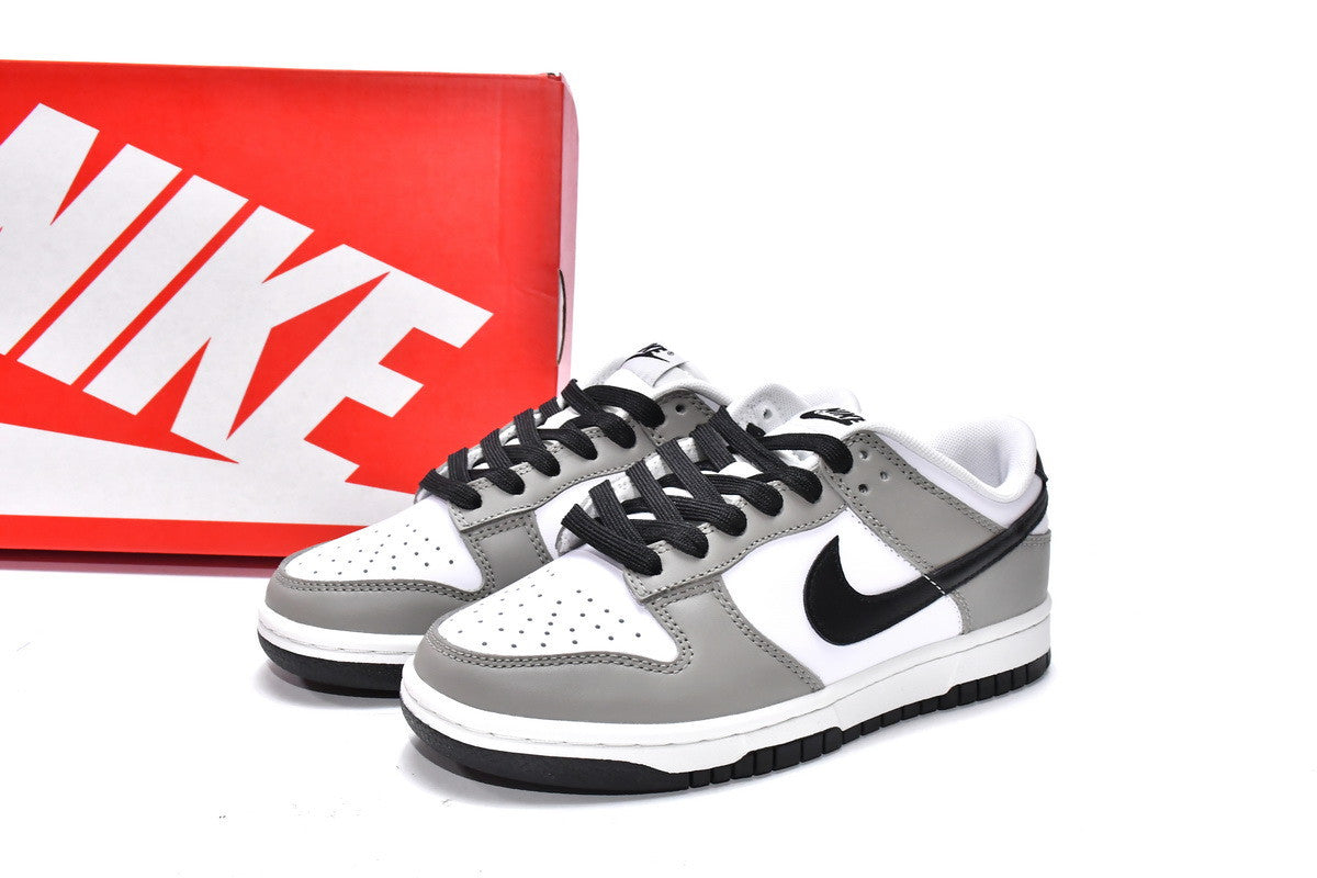 Men's SB Dunk Low Light Smoke Grey Shoes - Image 2