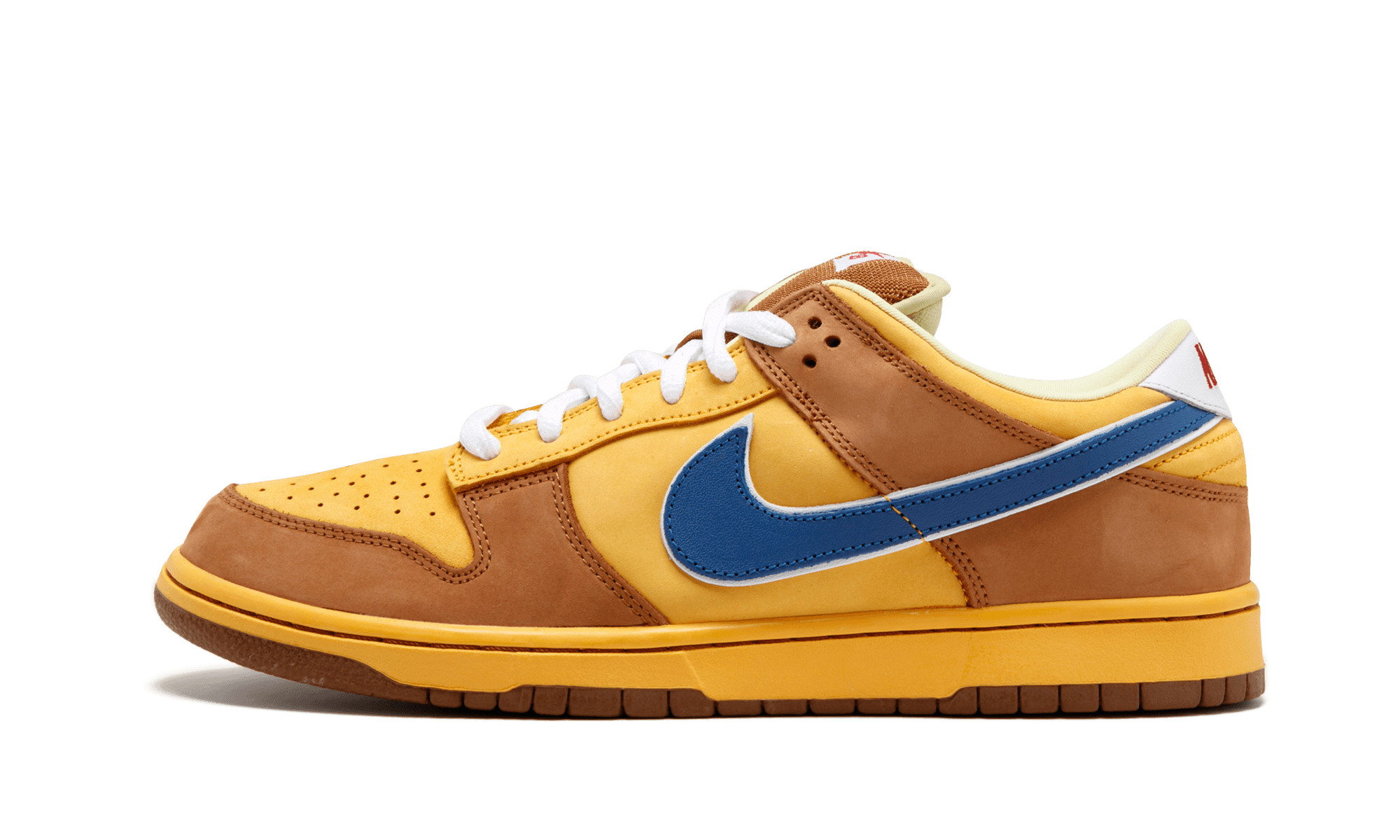 Men's SB Dunk Low Newcastle Brown Shoes