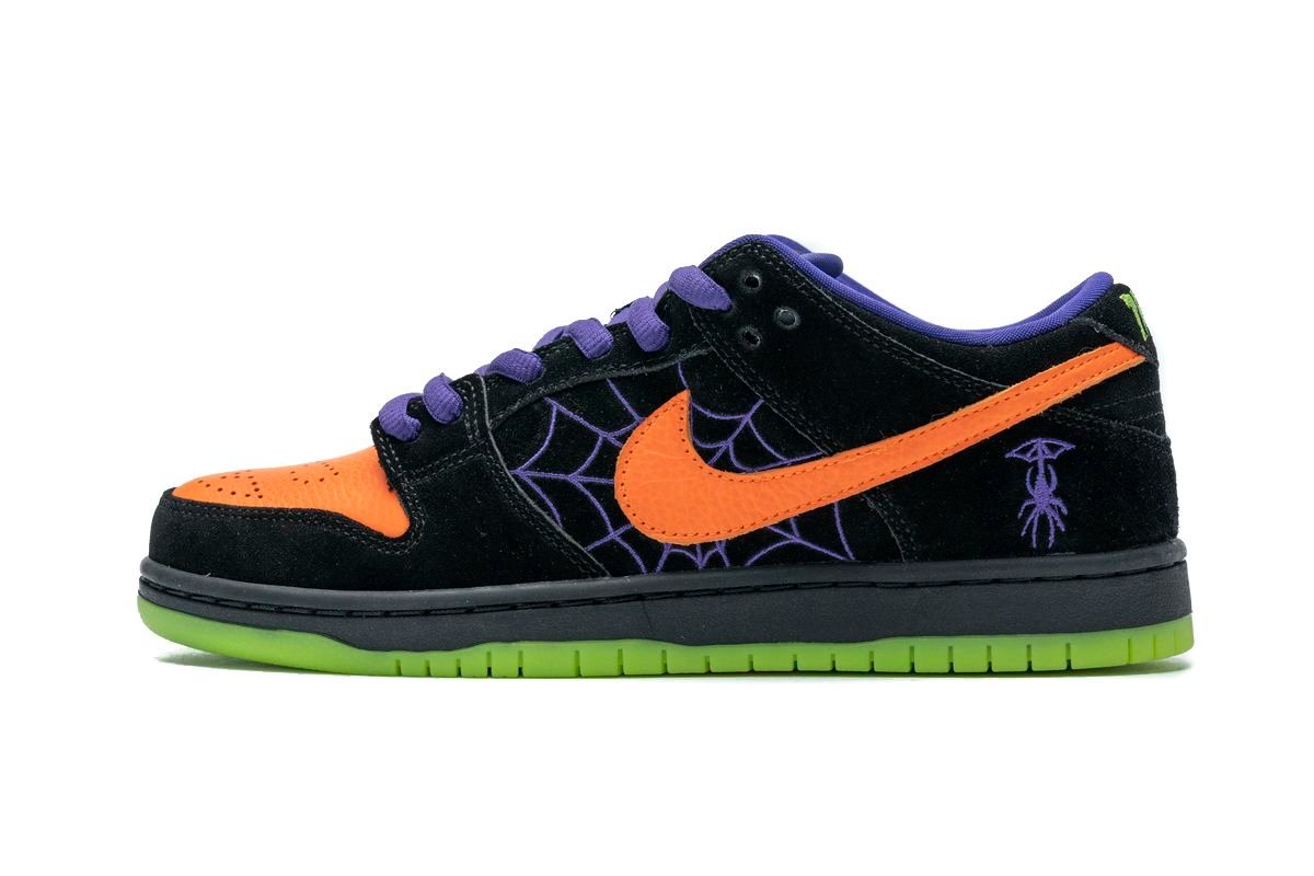 Men's SB Dunk Low Night Of Mischief Shoes