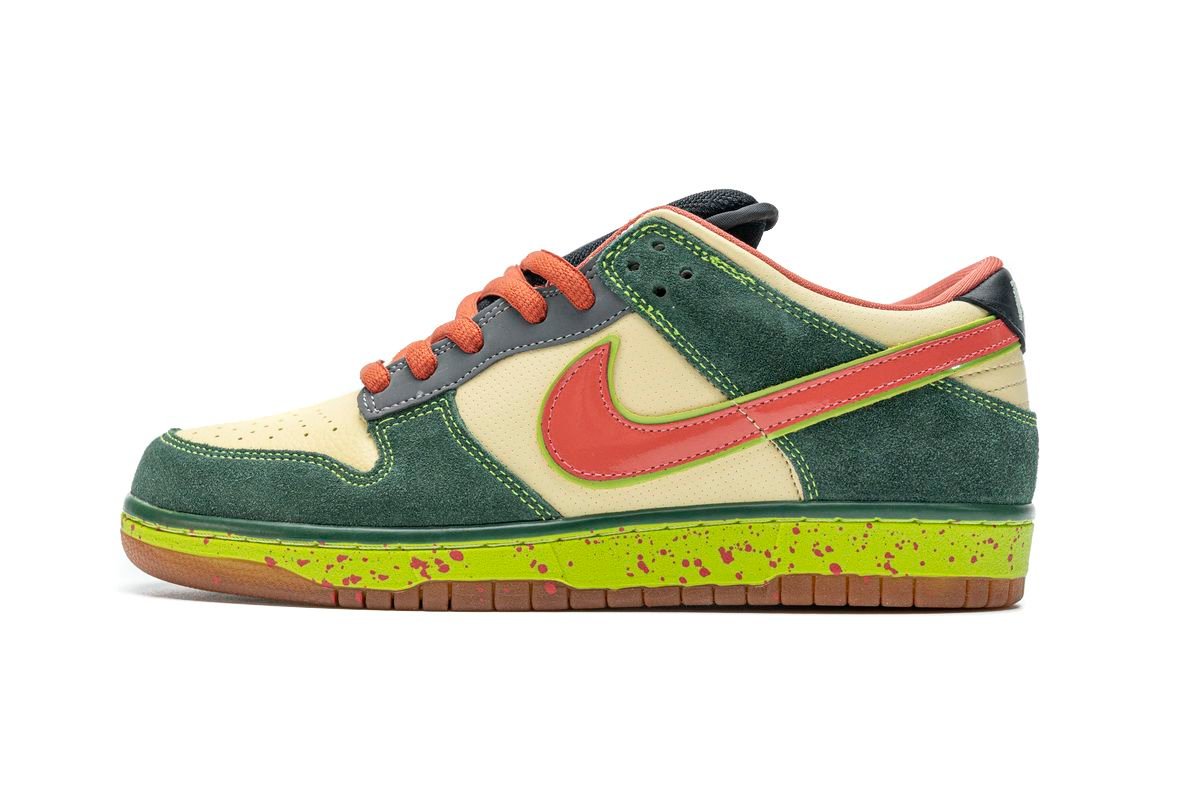Men's SB Dunk Low PRM QS Mosquito Shoes