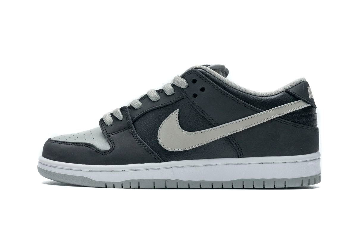 Men's SB Dunk Low Pro J-Pack Shadow Shoes
