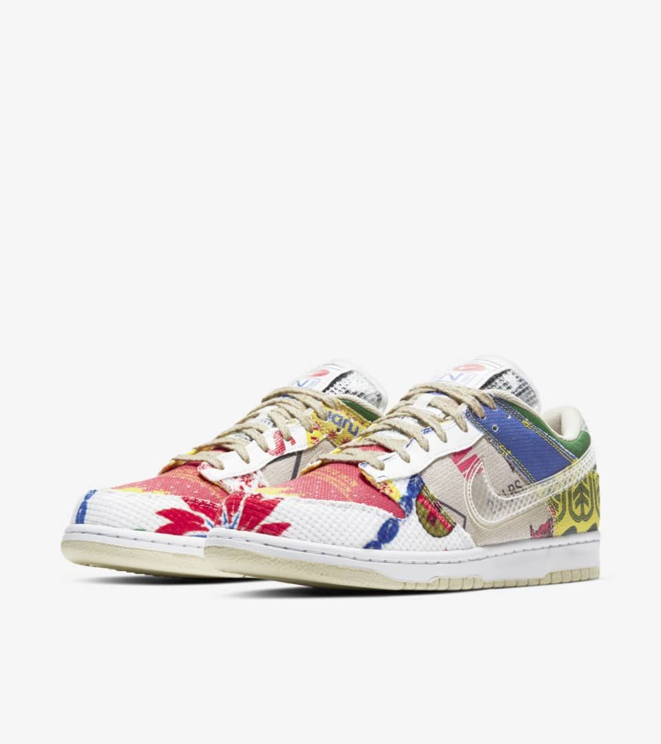 Men's SB Dunk Low SP City Market Shoes