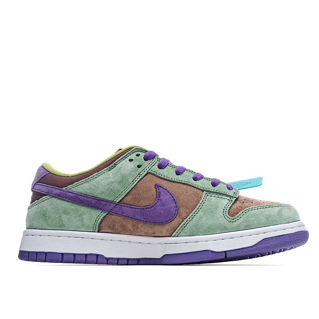 Men's SB Dunk Low SP Veneer Shoes