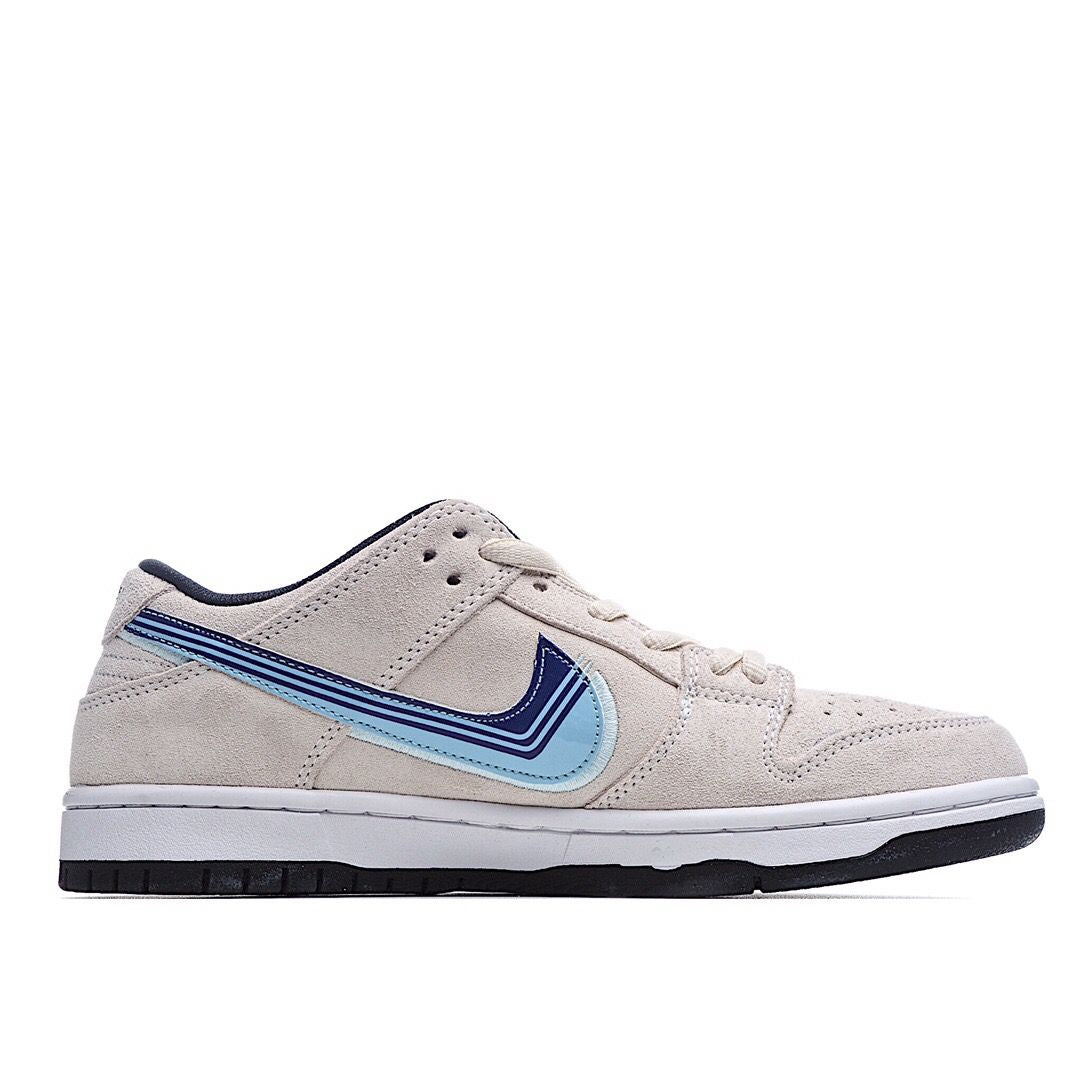 Men's SB Dunk Low Truck It Pack Shoes